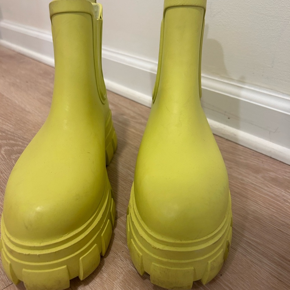 H&M Bright chartreuse Winter Boots - Picture 3 of 7